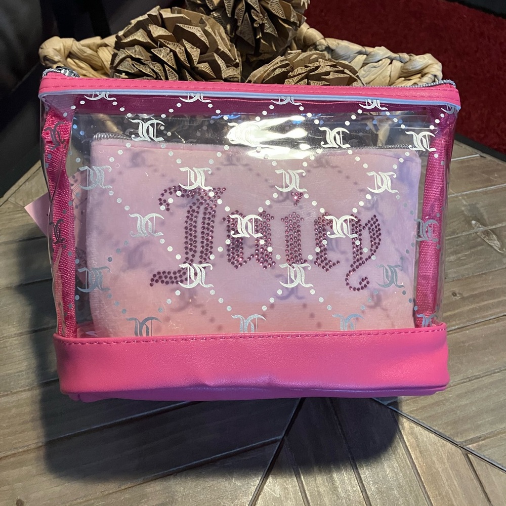 🌸Juicy Couture Set of Cosmetic Bags